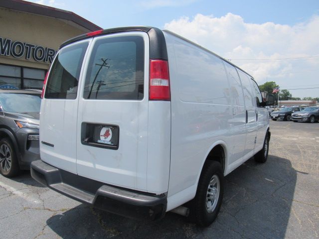 2018 Chevrolet Express Base