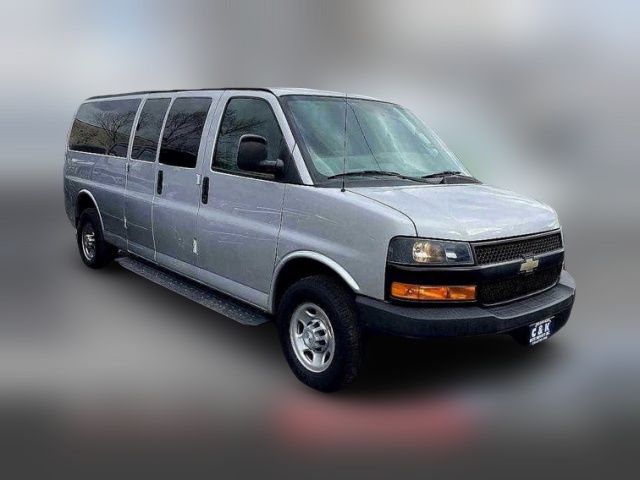 2018 Chevrolet Express LS