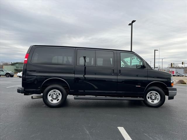 2018 Chevrolet Express LT