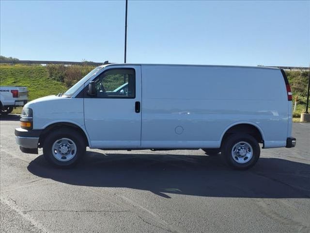 2018 Chevrolet Express Base