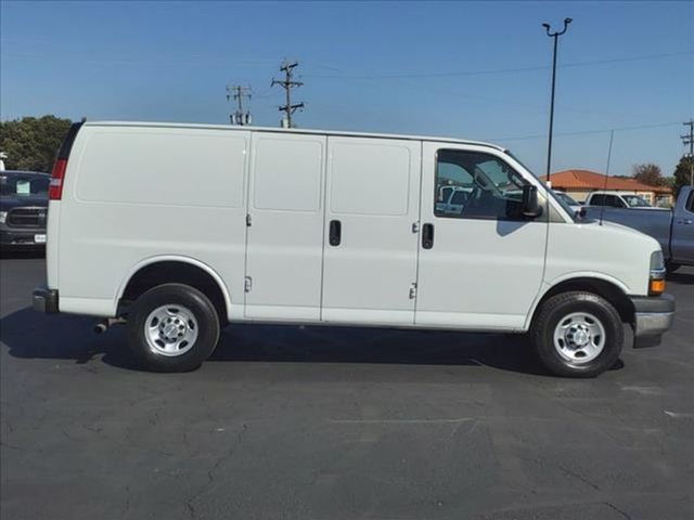 2018 Chevrolet Express Base