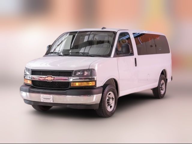 2018 Chevrolet Express LT