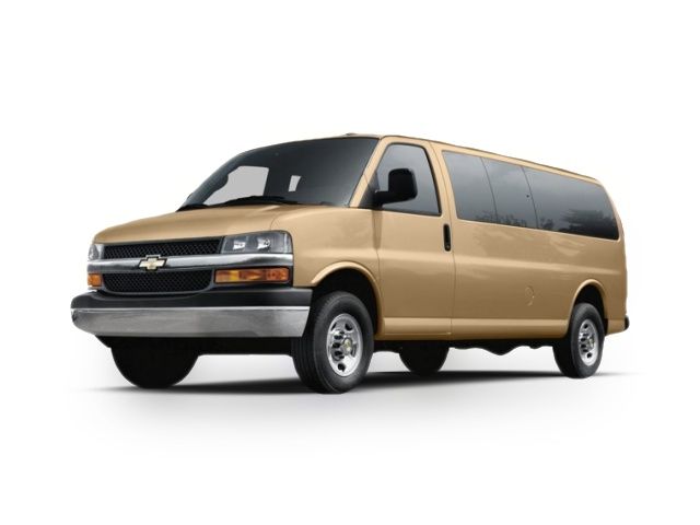 2018 Chevrolet Express LT