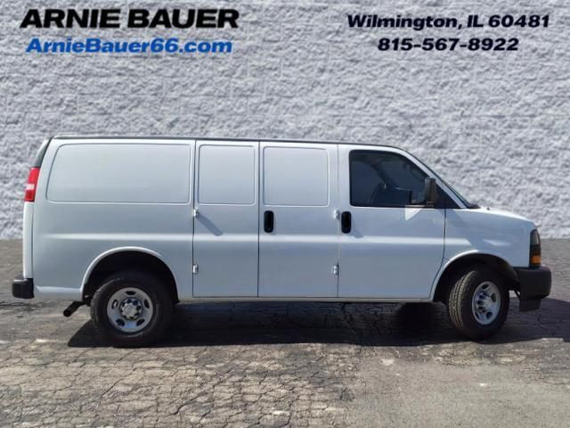 2018 Chevrolet Express Base