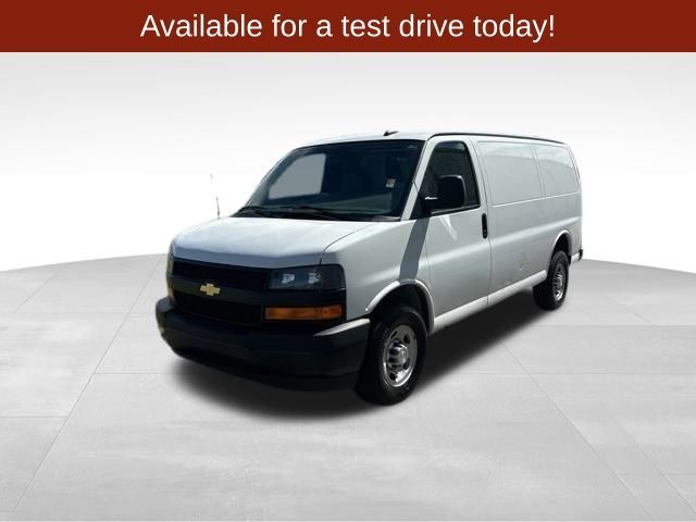 2018 Chevrolet Express Base