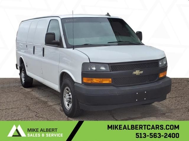 2018 Chevrolet Express Base