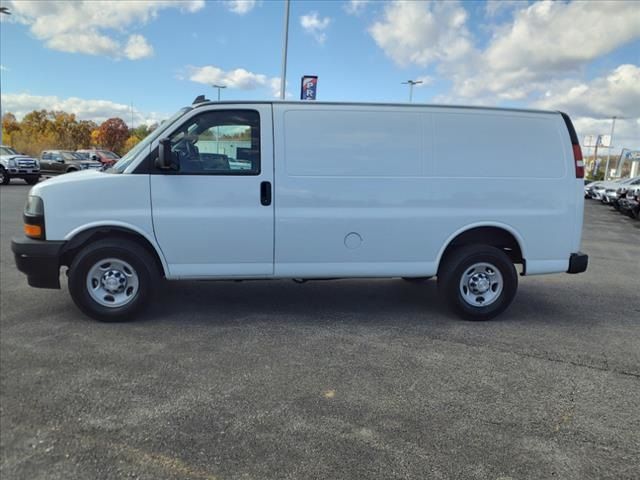 2018 Chevrolet Express Base