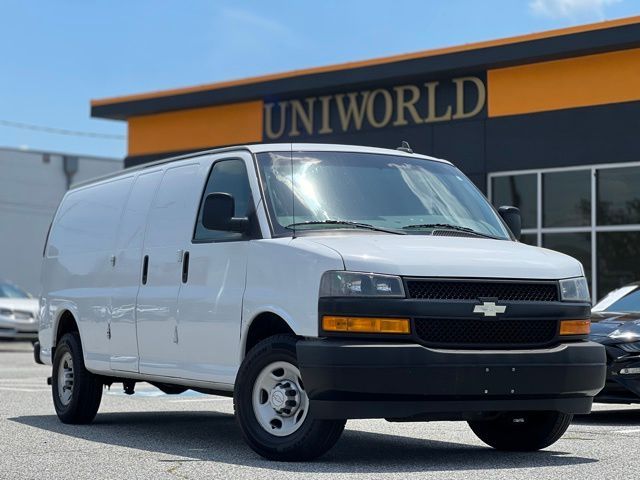 2018 Chevrolet Express Base