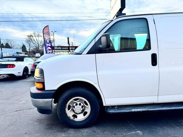 2018 Chevrolet Express Base