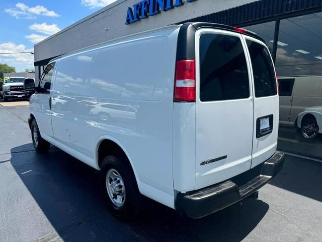 2018 Chevrolet Express Base