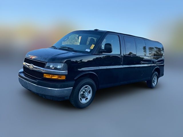 2018 Chevrolet Express LT