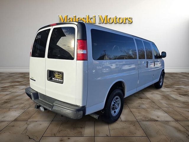 2018 Chevrolet Express LT