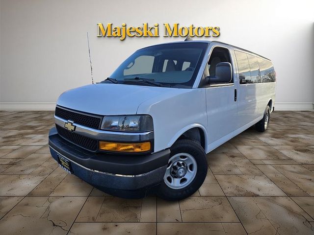 2018 Chevrolet Express LT