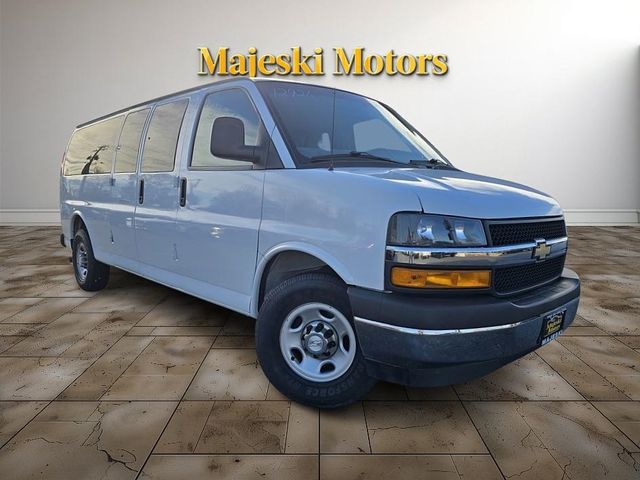 2018 Chevrolet Express LT