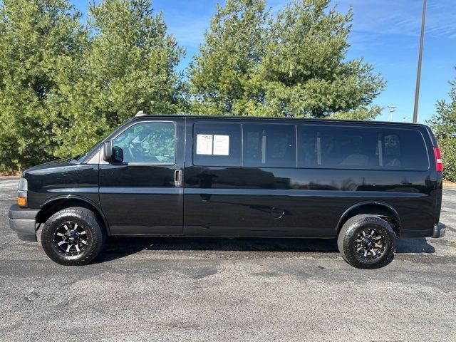 2018 Chevrolet Express LT