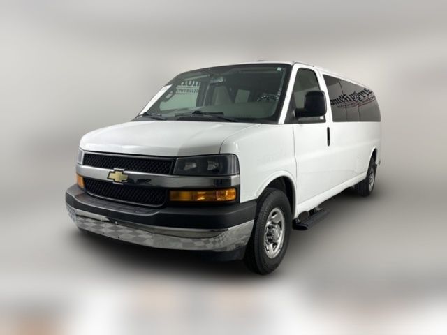 2018 Chevrolet Express LT