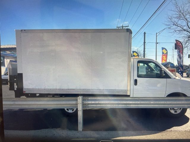 2018 Chevrolet Express Base