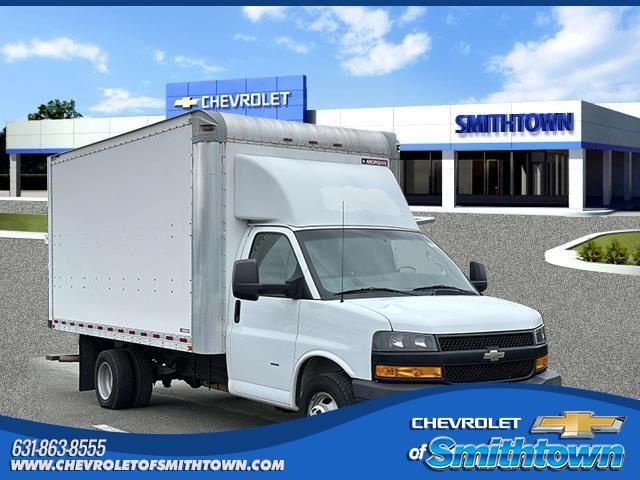 2018 Chevrolet Express Base