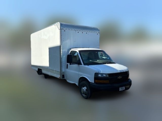 2018 Chevrolet Express Base