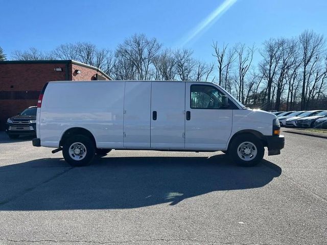 2018 Chevrolet Express Base