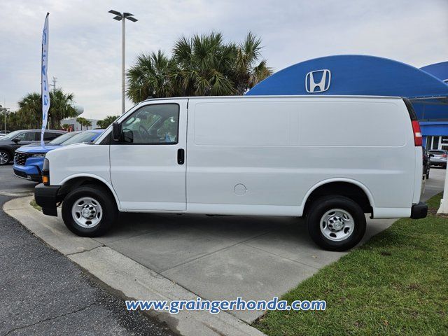 2018 Chevrolet Express Base