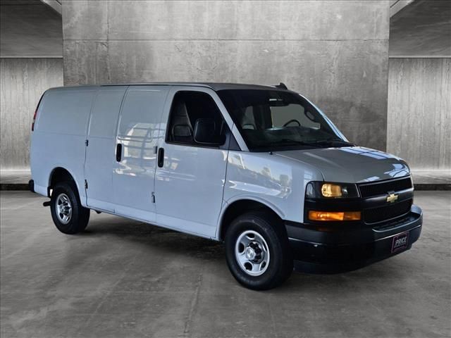 2018 Chevrolet Express Base