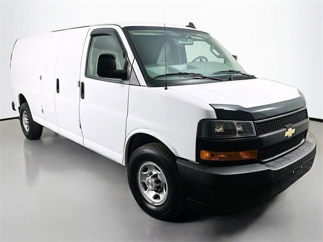 2018 Chevrolet Express Base
