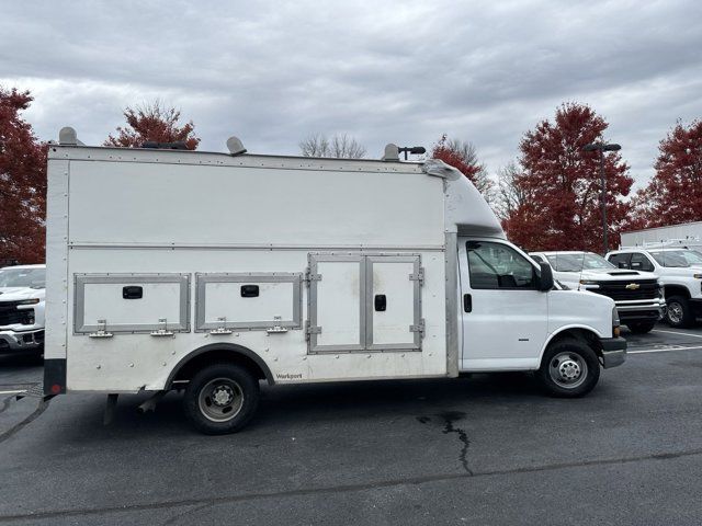 2018 Chevrolet Express Base