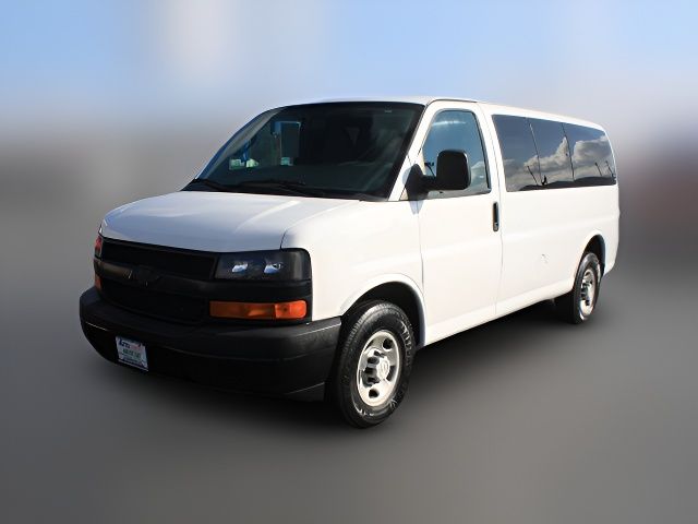 2018 Chevrolet Express LS