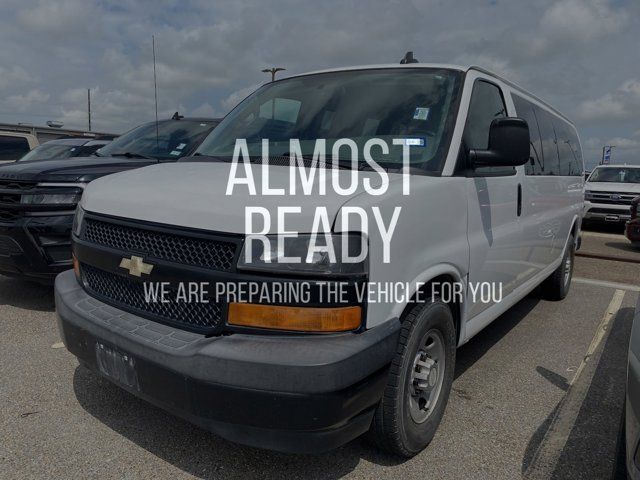 2018 Chevrolet Express LS