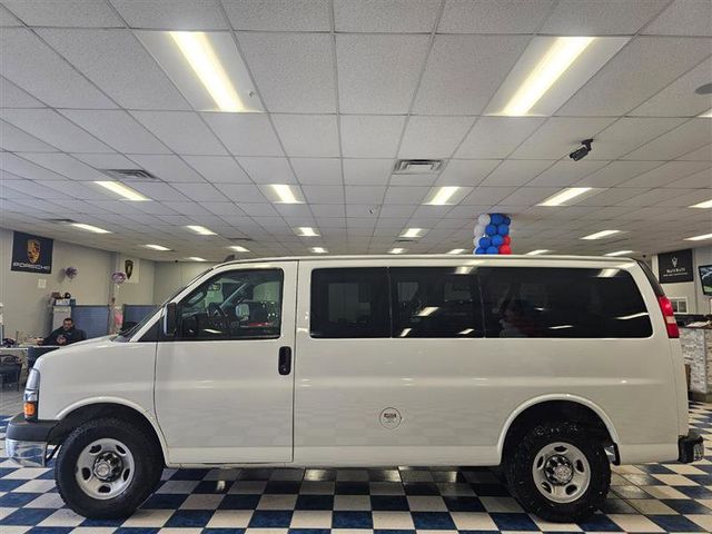 2018 Chevrolet Express LT