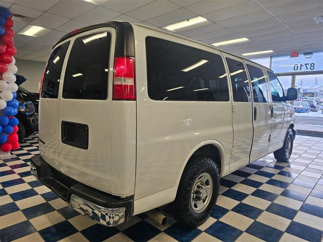 2018 Chevrolet Express LT