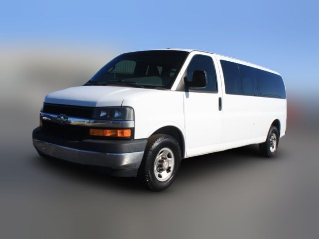 2018 Chevrolet Express LT