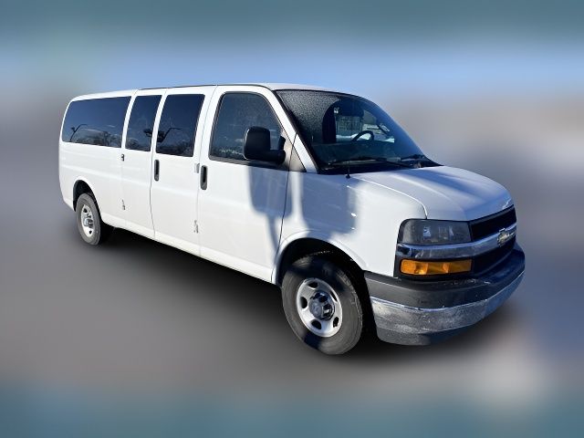 2018 Chevrolet Express LT