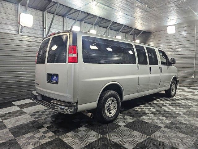 2018 Chevrolet Express LT