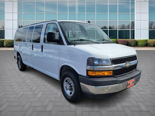 2018 Chevrolet Express LT