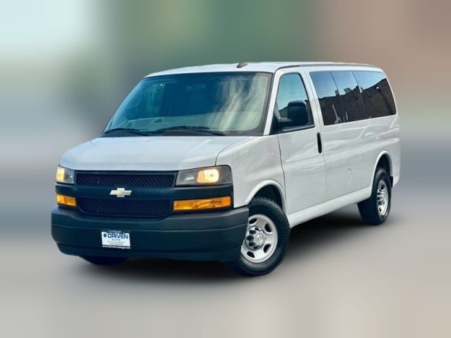 2018 Chevrolet Express LS