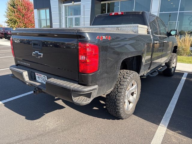 2018 Chevrolet Silverado 1500 Custom