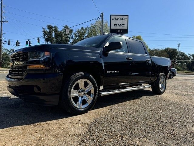 2018 Chevrolet Silverado 1500 Custom