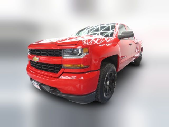 2018 Chevrolet Silverado 1500 Custom