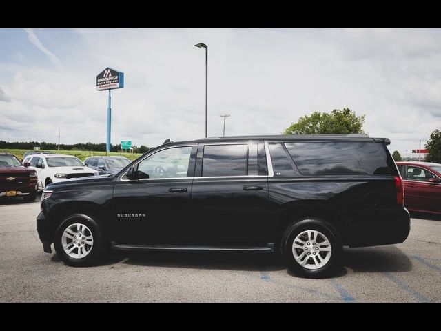 2018 Chevrolet Suburban LT