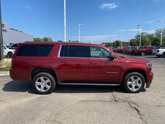 2018 Chevrolet Suburban LT