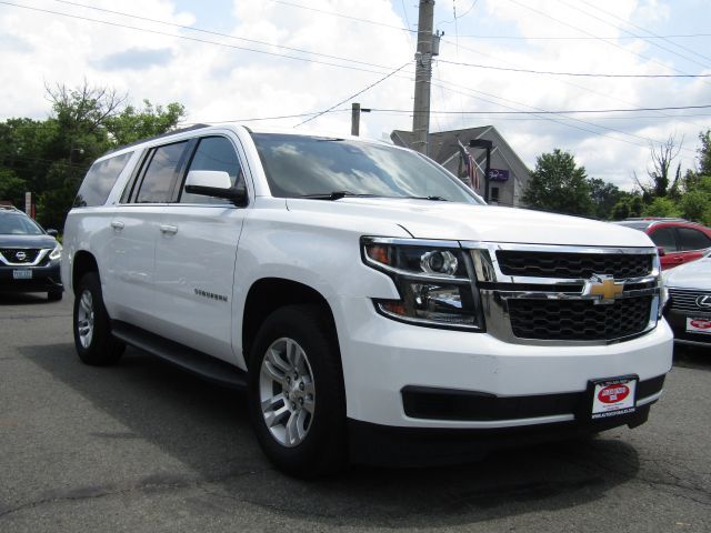 2018 Chevrolet Suburban LT