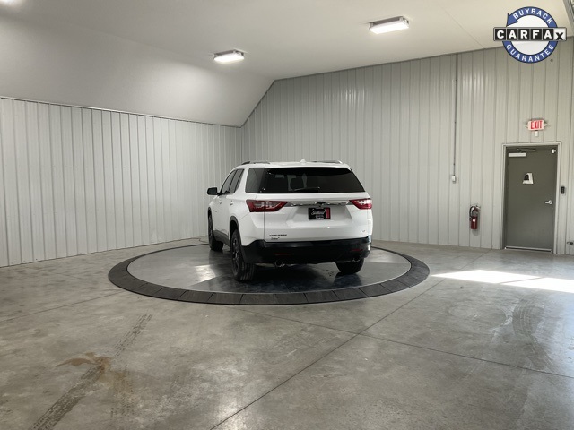Vehicle image 8 of 32