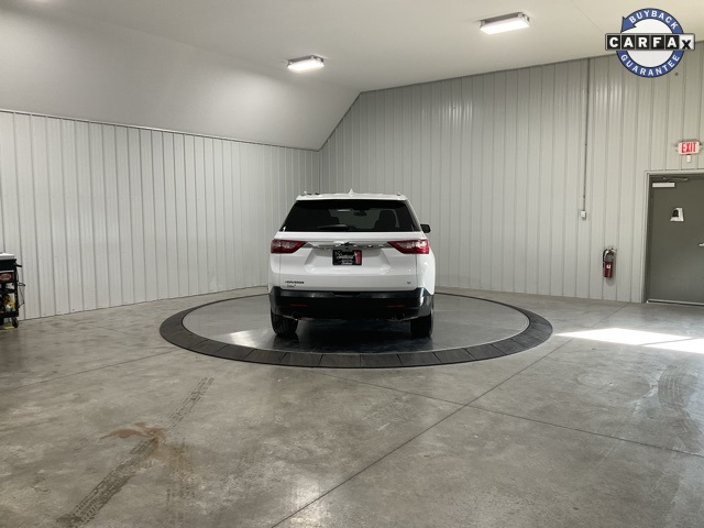 Vehicle image 5 of 32