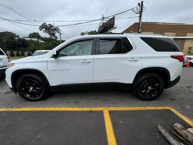 2018 Chevrolet Traverse LT Cloth