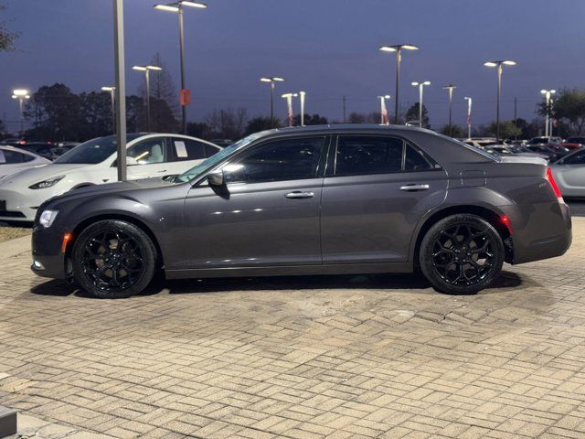 2018 Chrysler 300 300C