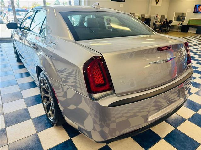 2018 Chrysler 300 300S