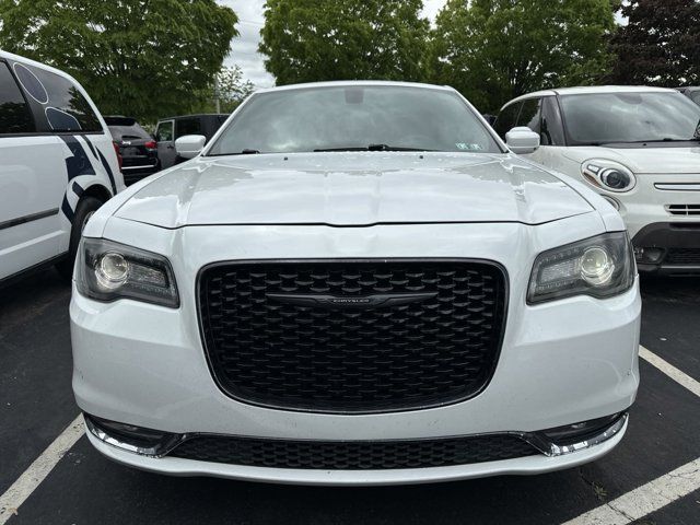 2018 Chrysler 300 300S