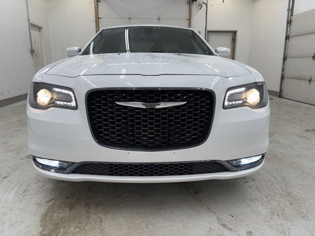 2018 Chrysler 300 300S